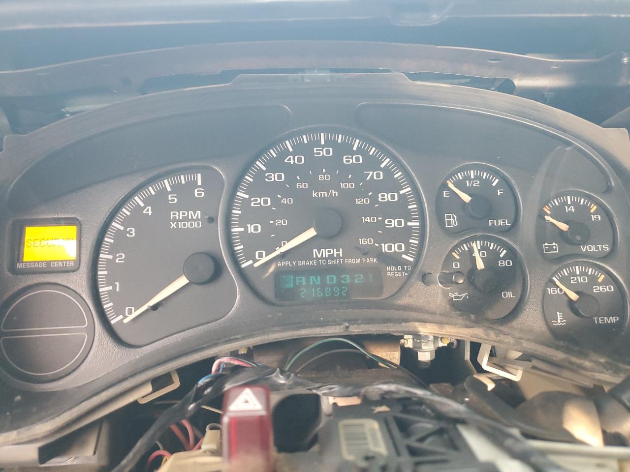 2002 Chevrolet Tahoe C1500 VIN: 1GNEC13V12R130854 Lot: 89699305