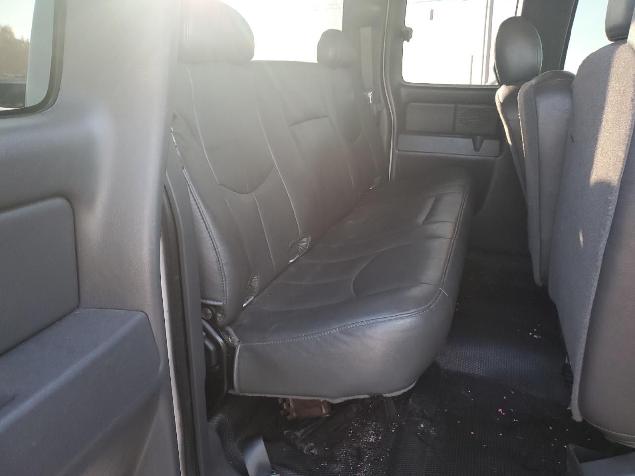 2005 Chevrolet Silverado K1500 VIN: 1GCEK19VX5Z243855 Lot: 85644335