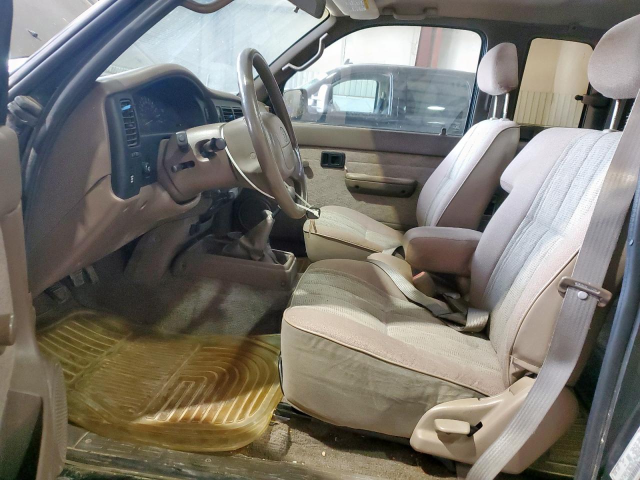 1998 Toyota Tacoma Xtracab VIN: 4TAWN72N8WZ077681 Lot: 84891125