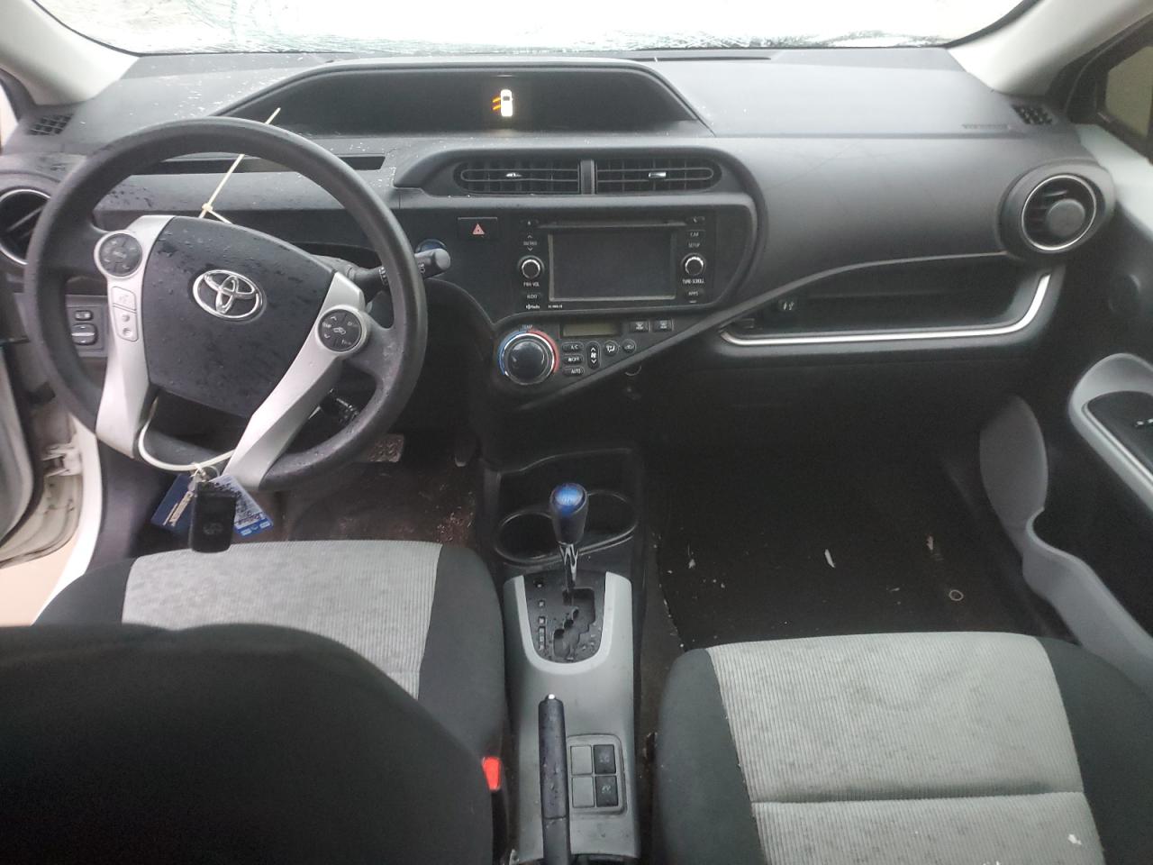 2014 Toyota Prius C VIN: JTDKDTB30E1065616 Lot: 90463875