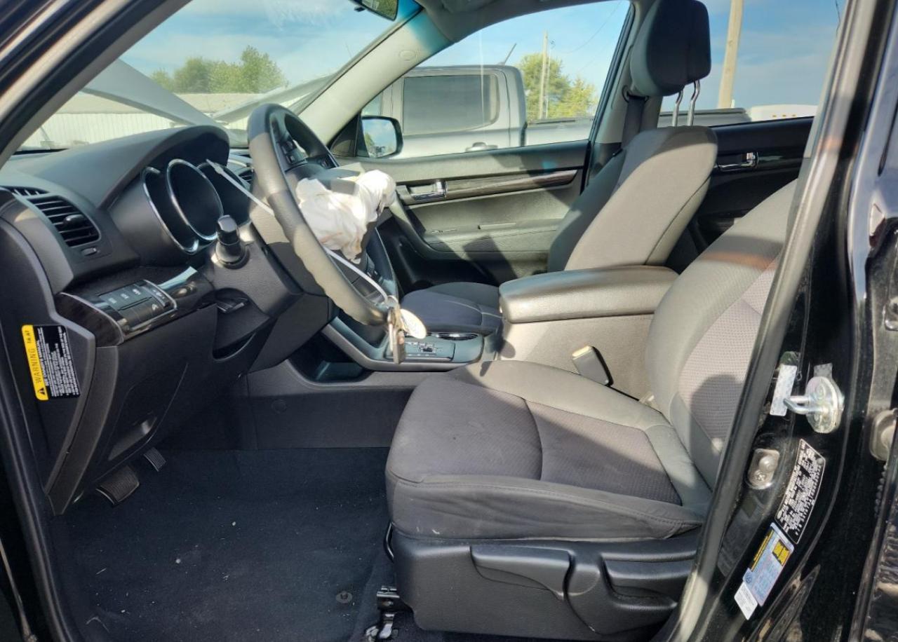 2011 Kia Sorento Base VIN: 5XYKT3A18BG080038 Lot: 81983335