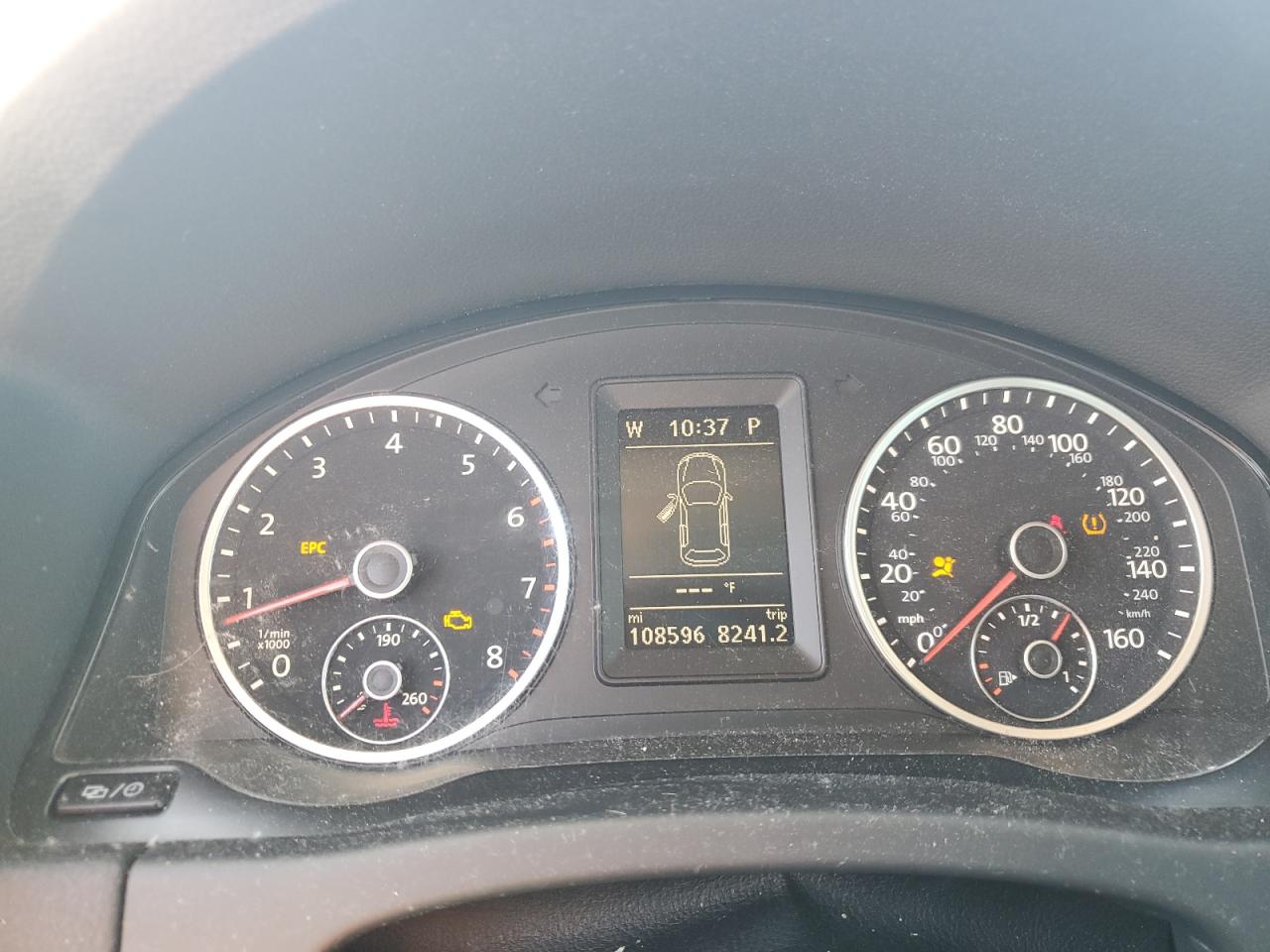 2017 Volkswagen Tiguan Wolfsburg VIN: WVGRV7AX2HK007878 Lot: 90006265