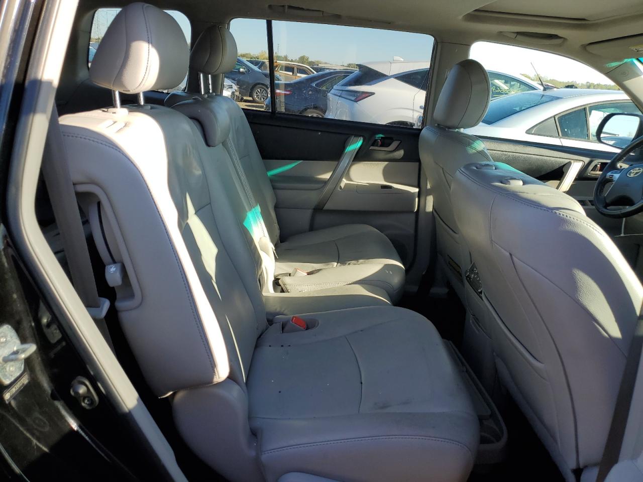 2012 Toyota Highlander Base VIN: 5TDBK3EH7CS103551 Lot: 82317405