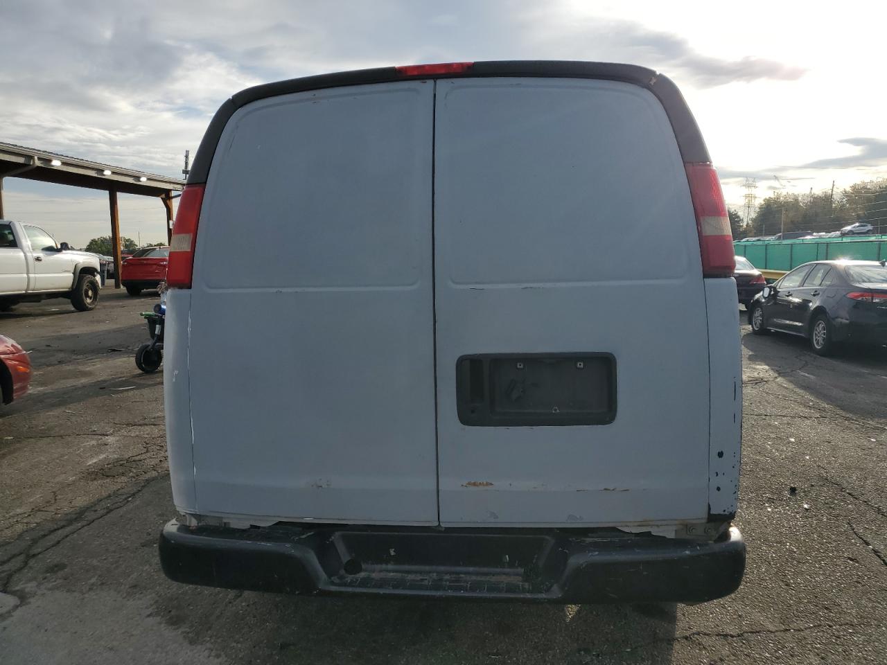 2006 Chevrolet Express G1500 VIN: 1GCFH15T461148697 Lot: 85896775