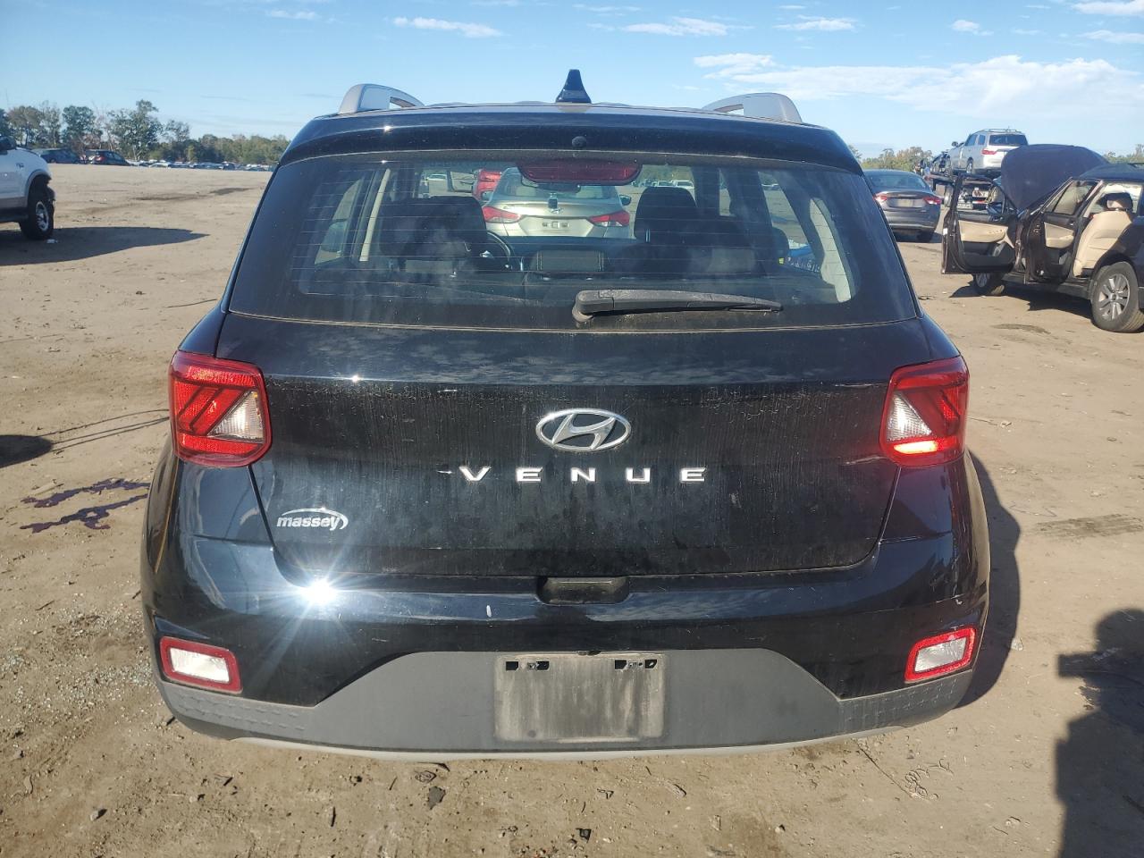2022 Hyundai Venue Sel VIN: KMHRC8A38NU190003 Lot: 82418025