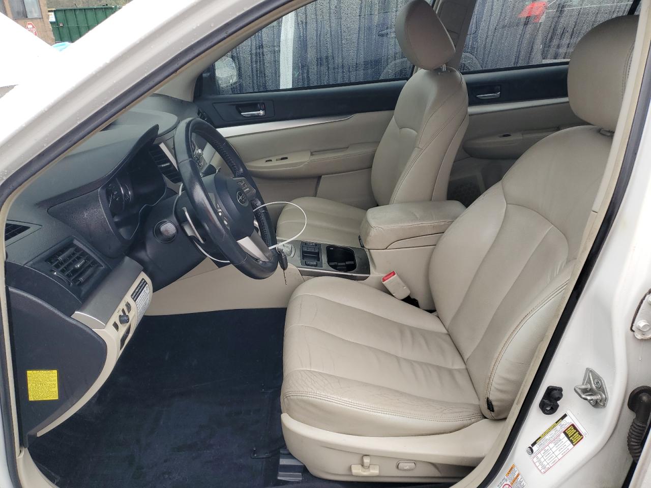 2010 Subaru Legacy 2.5I Premium VIN: 4S3BMBC60A3236415 Lot: 85858675