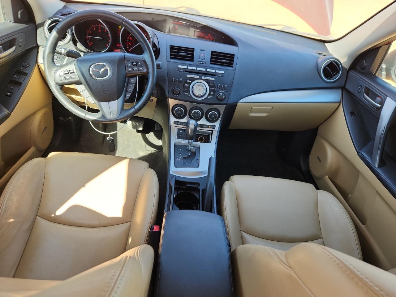 2010 Mazda 3 S VIN: JM1BL1S50A1302544 Lot: 85826655