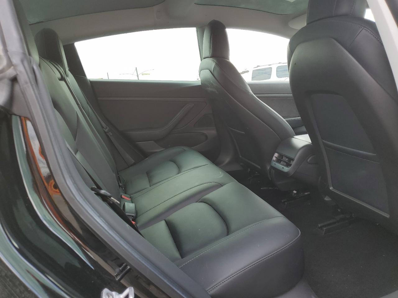 2020 Tesla Model 3 VIN: 5YJ3E1EA4LF596905 Lot: 82211825