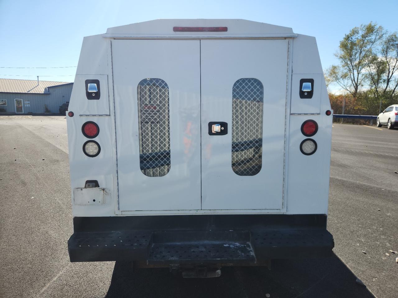 2017 Chevrolet Express Utility / Service Truck VIN: 1GB0GRFG3H1103668 Lot: 90020885