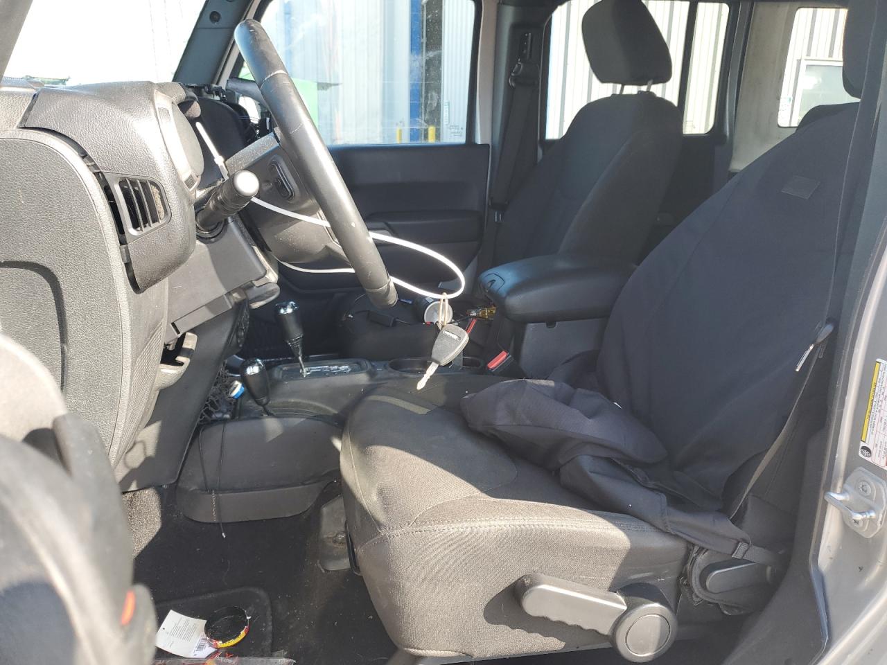 2015 Jeep Wrangler Unlimited Sport VIN: 1C4BJWDG5FL762926 Lot: 85908265