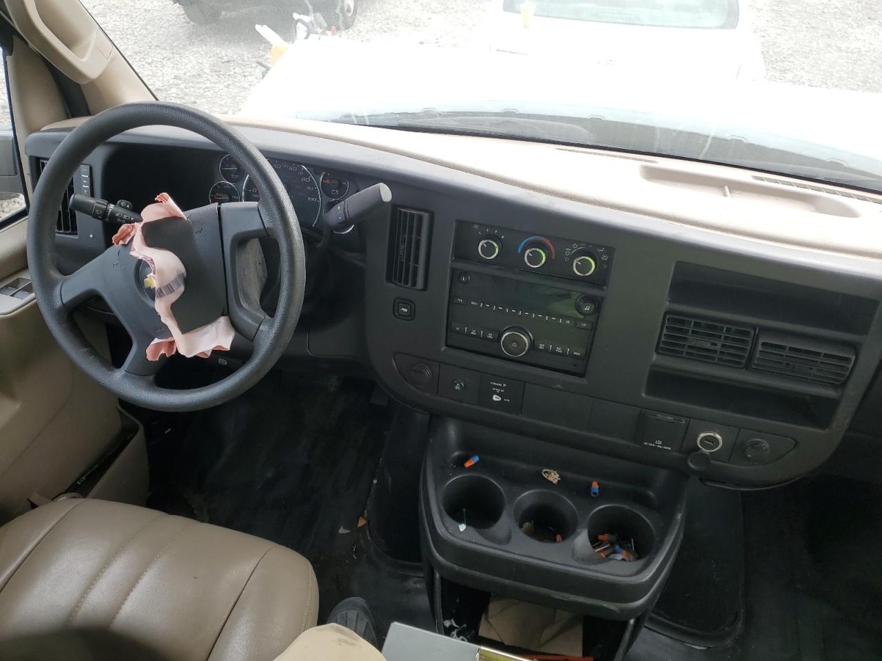 2017 Chevrolet Express G2500 VIN: 1GCWGAFG4H1135195 Lot: 90007585