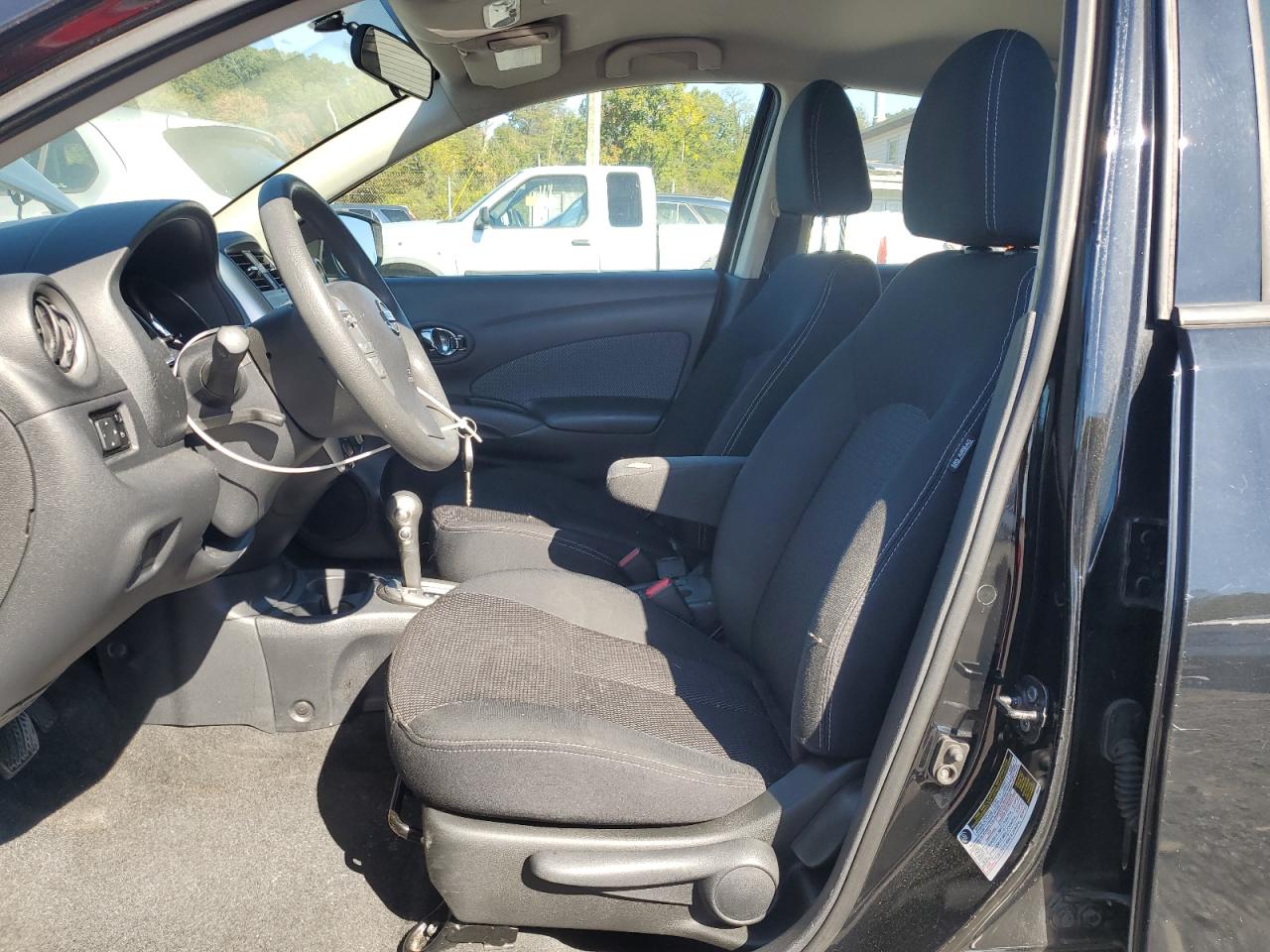 2015 Nissan Versa S VIN: 3N1CN7AP6FL821203 Lot: 82291445