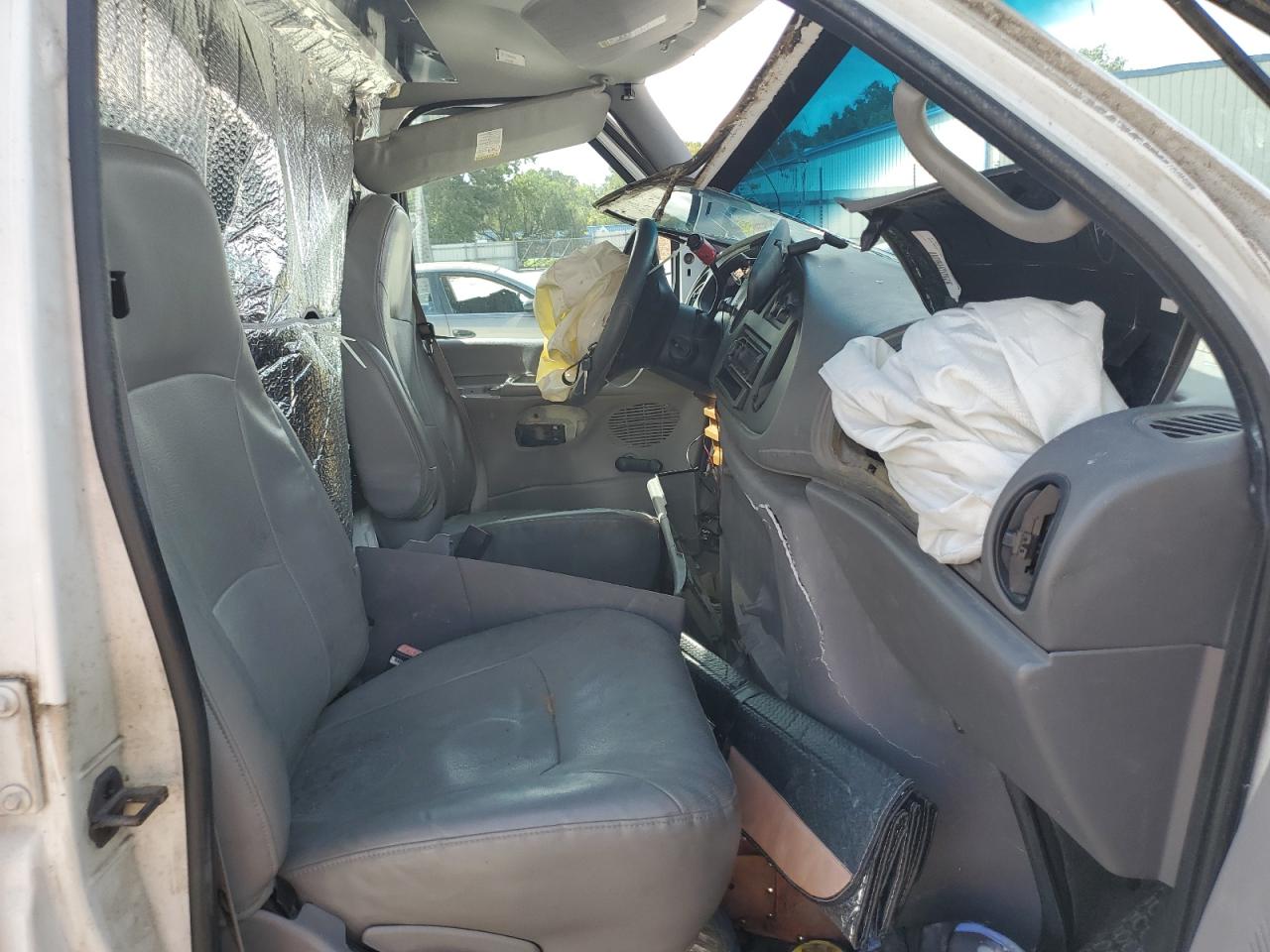 2001 Ford Econoline E250 Van VIN: 1FTNS24L41HB03795 Lot: 81961315