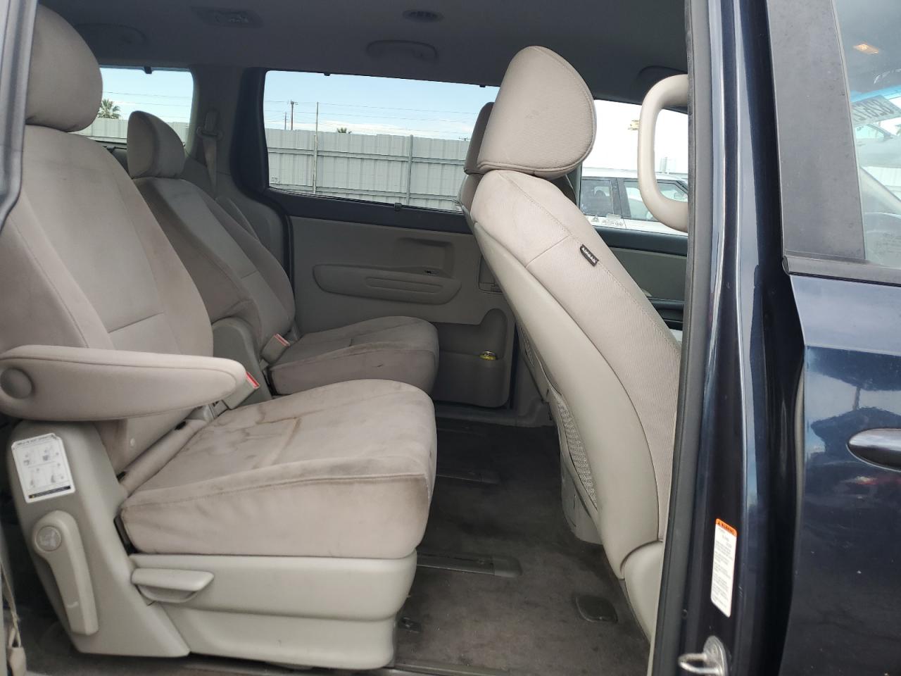 2015 Kia Sedona Lx VIN: KNDMB5C13F6061331 Lot: 82672795
