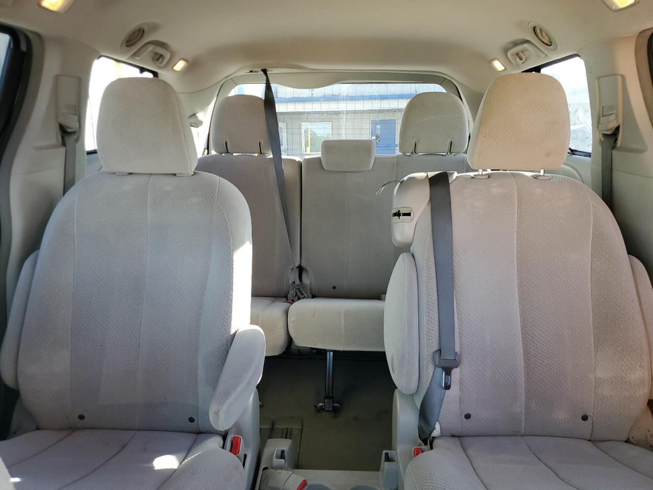 2014 Toyota Sienna Le VIN: 5TDKK3DC3ES452232 Lot: 84992425