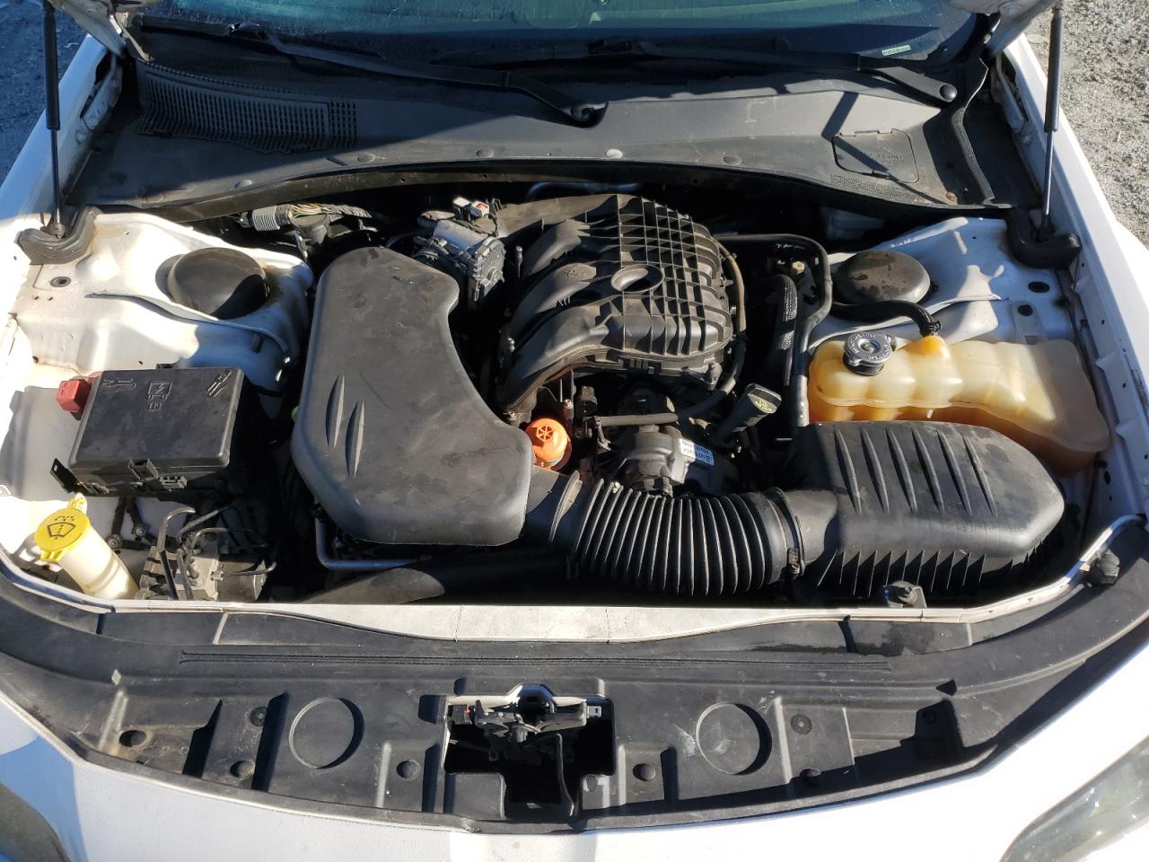 2014 Chrysler 300 S VIN: 2C3CCABG3EH336981 Lot: 90485695