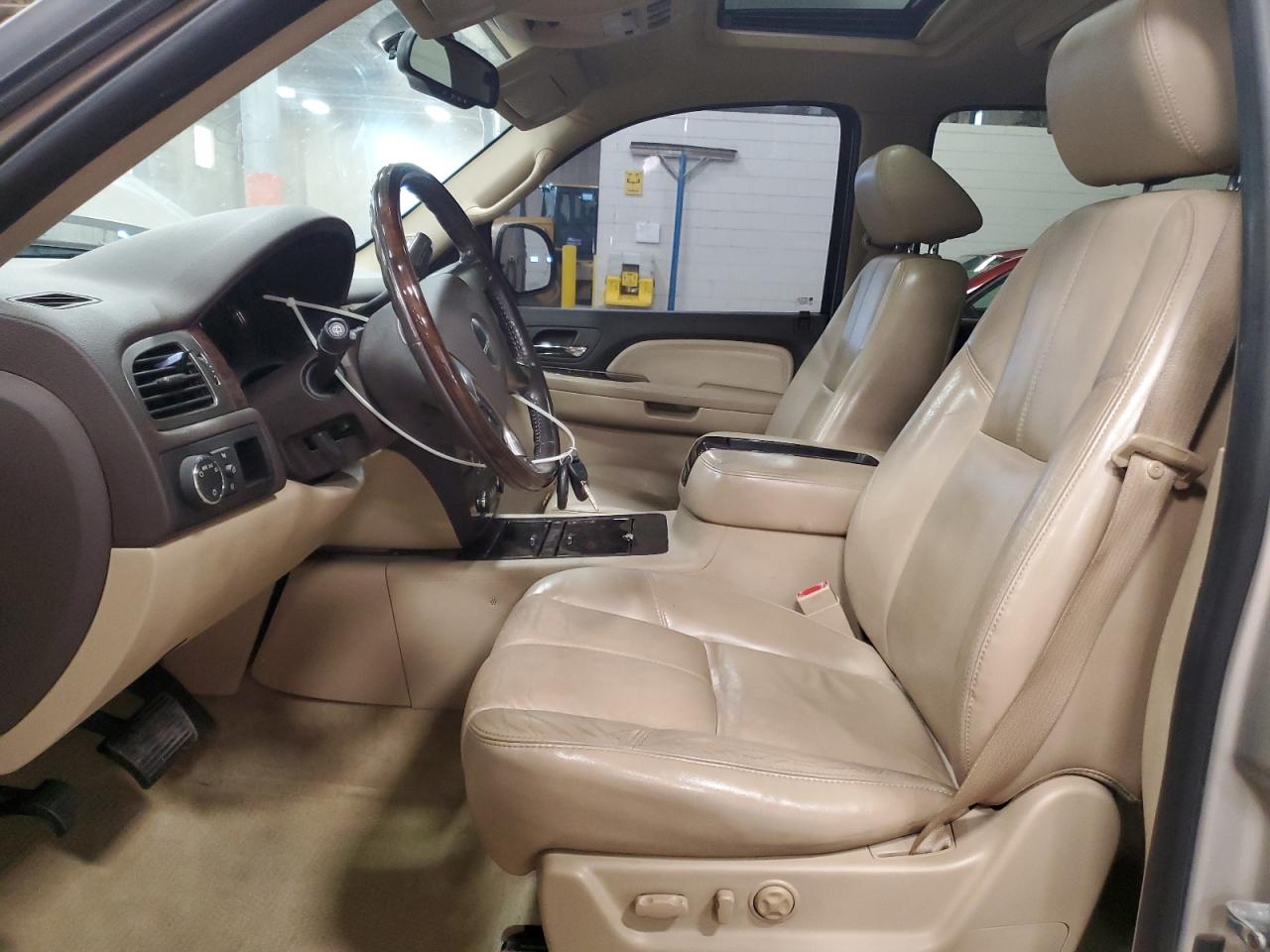 2007 GMC Yukon Xl Denali VIN: 1GKFK66817J243782 Lot: 90008705