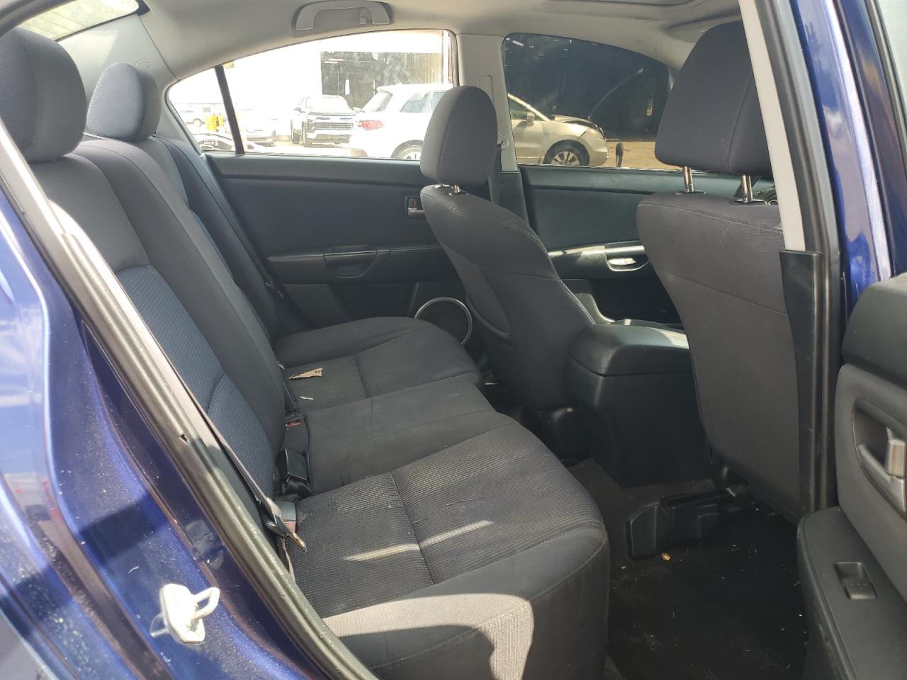 2005 Mazda 3 S VIN: JM1BK323351302217 Lot: 85388525