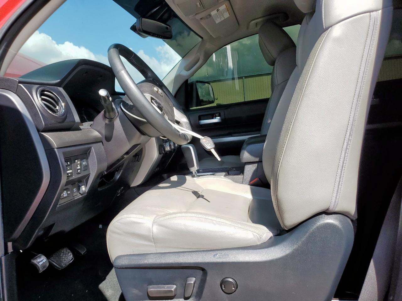 2021 Toyota Tundra Crewmax Sr5 VIN: 5TFDY5F13MX992588 Lot: 85689495