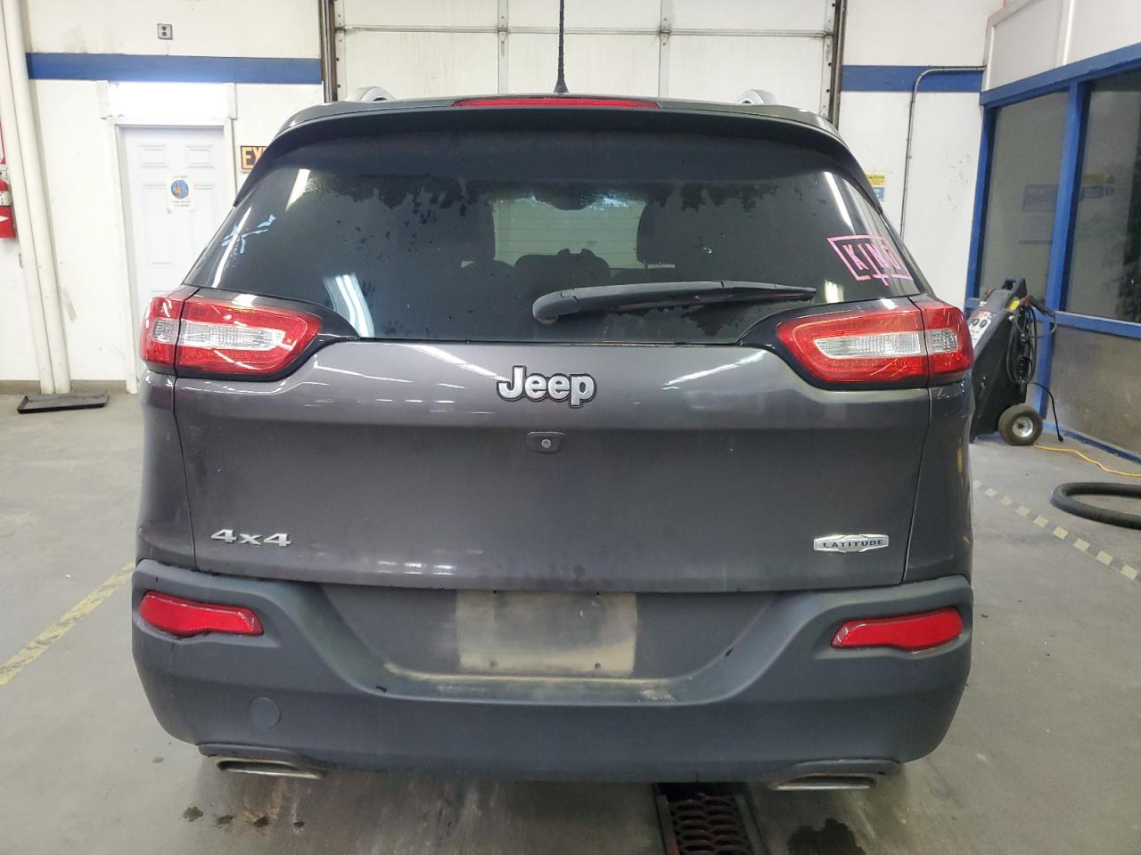 2015 Jeep Cherokee Latitude VIN: 1C4PJMCS4FW594470 Lot: 86178735