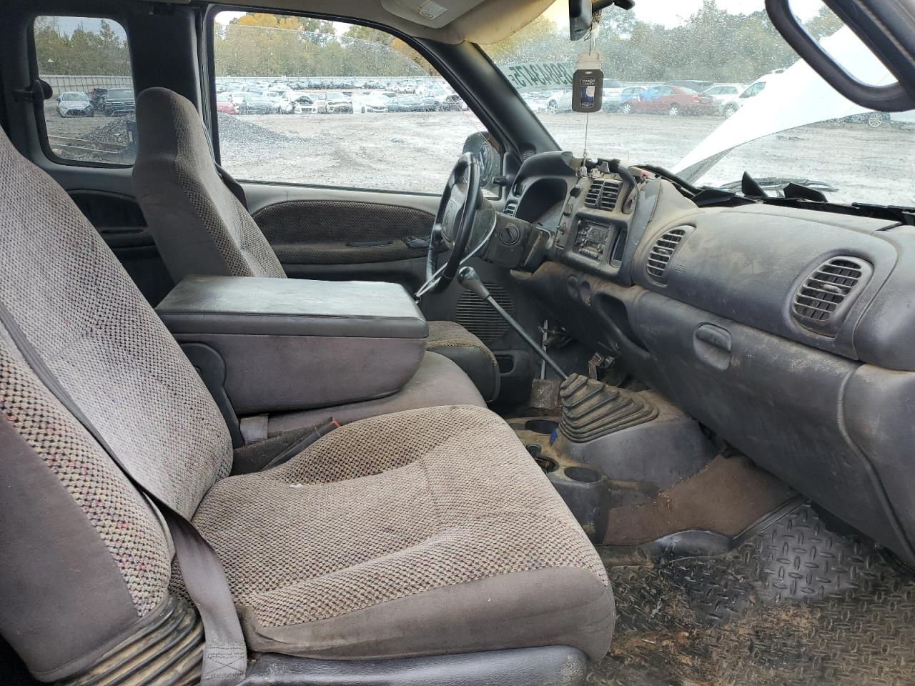 2001 Dodge Ram 3500 VIN: 1B7MC33711J607880 Lot: 89843475