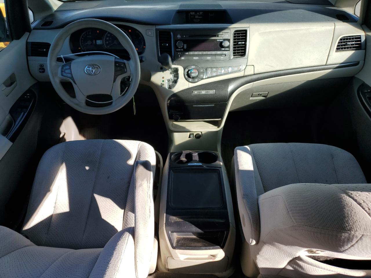 2013 Toyota Sienna Le VIN: 5TDKK3DC0DS365838 Lot: 86677435