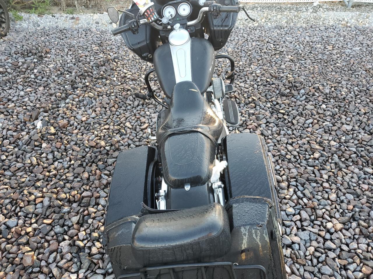 2013 Harley-Davidson Fltrx Road Glide Custom VIN: 1HD1KHM1XDB668736 Lot: 82342235