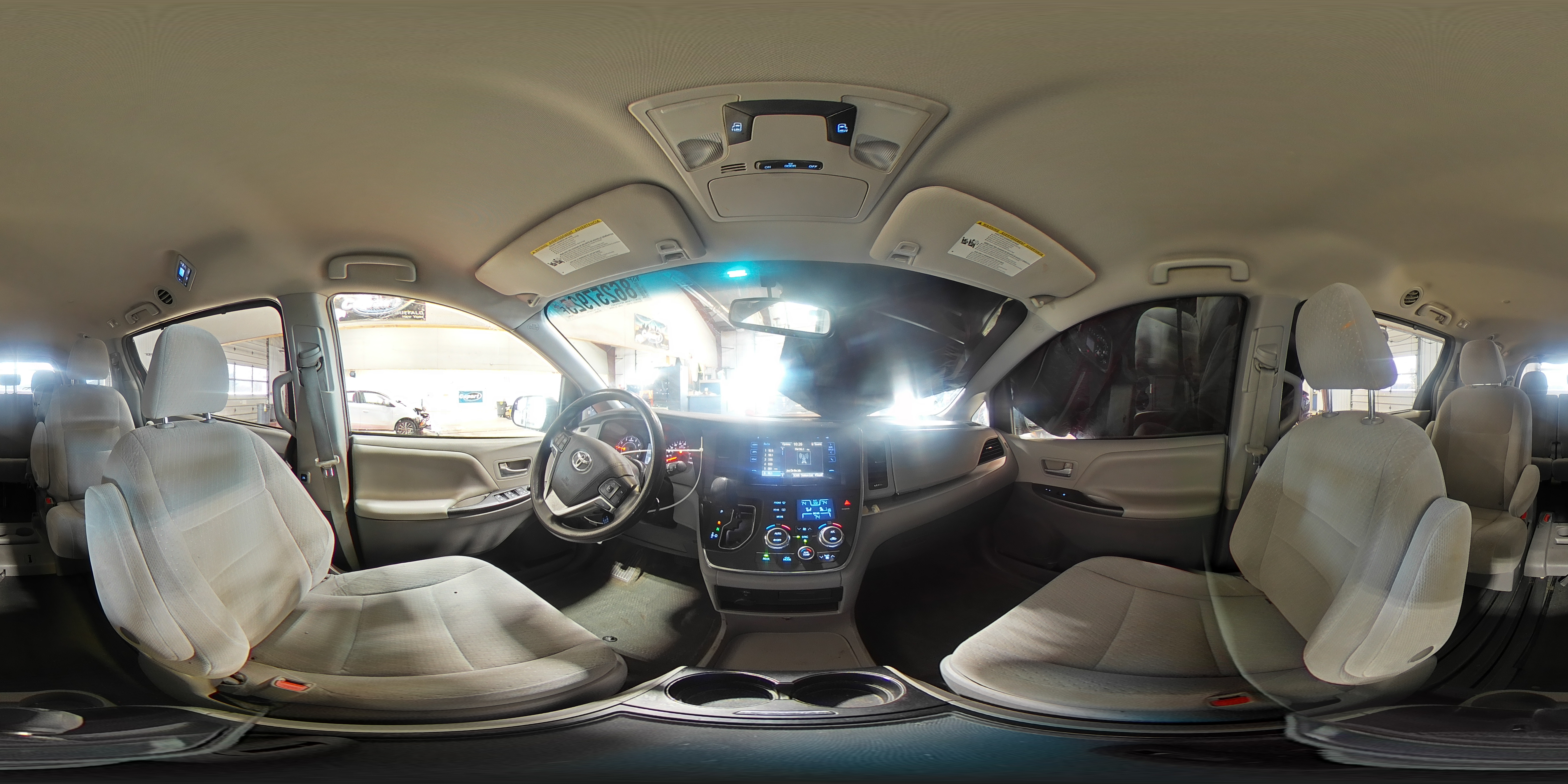 2015 Toyota Sienna Le VIN: 5TDKK3DC6FS560930 Lot: 86257925