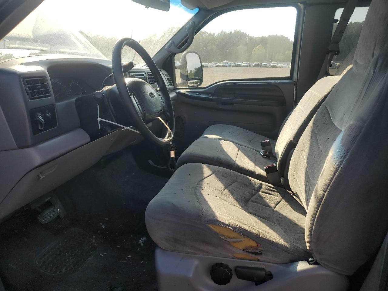 1999 Ford F250 Super Duty VIN: 1FTNX21L0XEE08131 Lot: 87463295