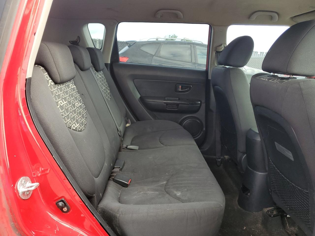 2010 Kia Soul + VIN: KNDJT2A26A7131515 Lot: 82199645