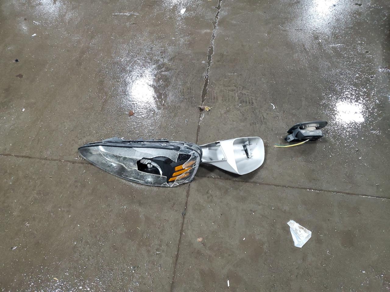 2007 Pontiac Grand Prix VIN: 2G2WP582671112250 Lot: 85173445