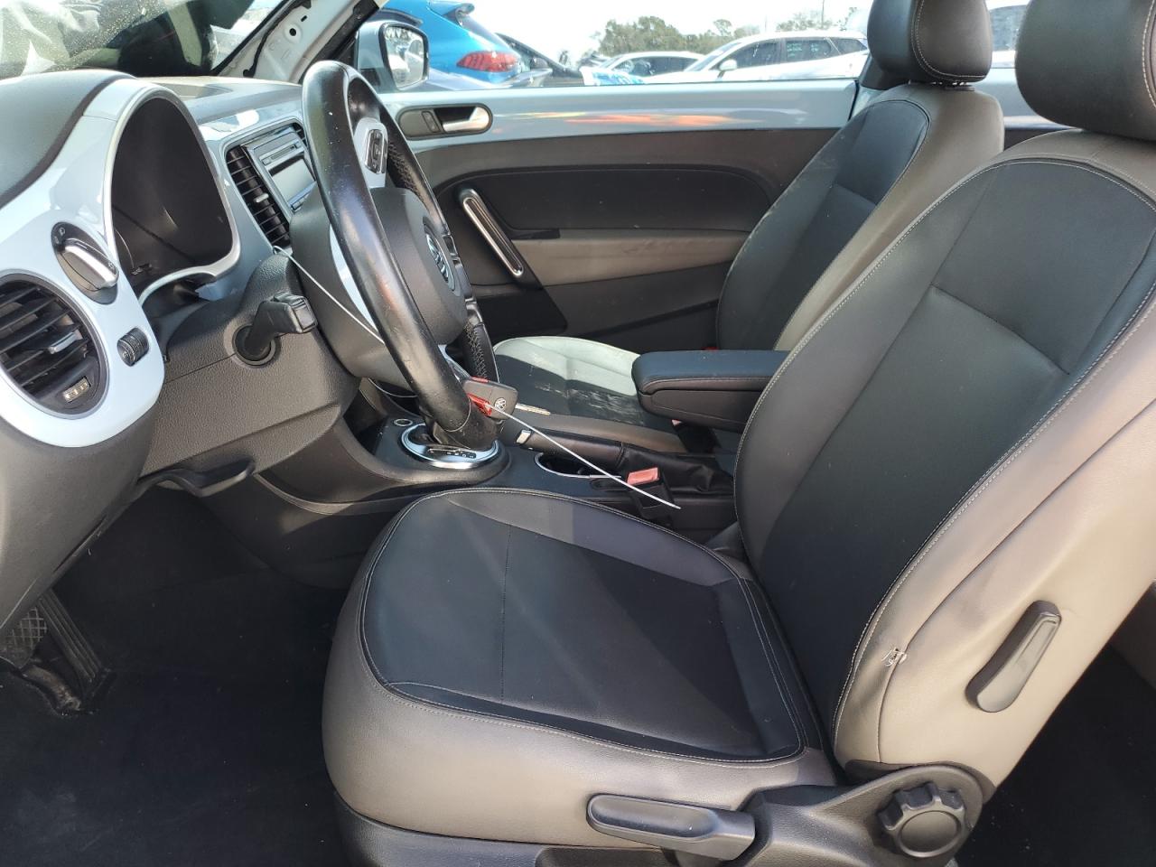 2014 Volkswagen Beetle VIN: 3VWJX7ATXEM604982 Lot: 85686555