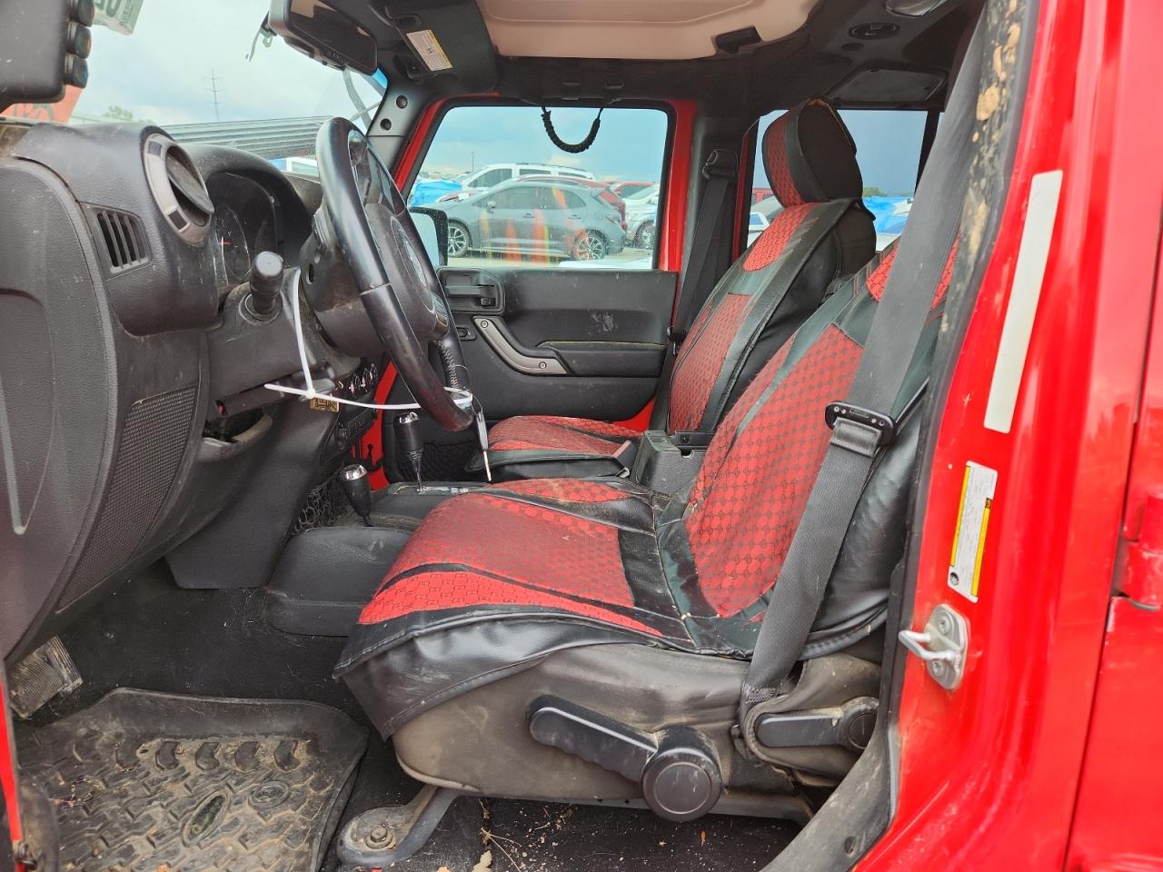 2015 Jeep Wrangler Unlimited Sport VIN: 1C4BJWDG9FL638996 Lot: 82263325