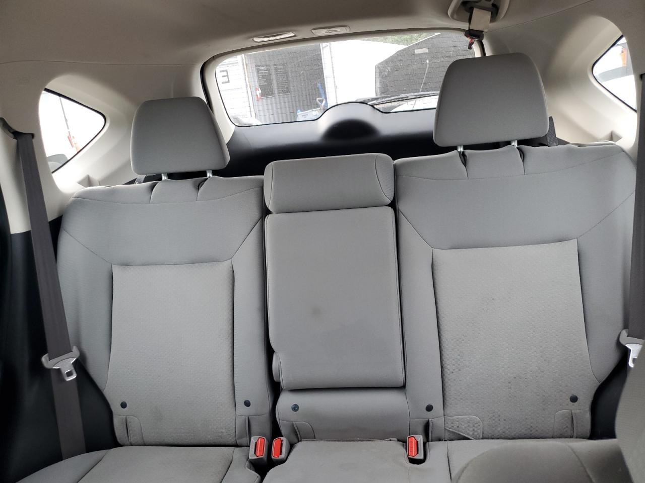 2016 Honda Cr-V Lx VIN: 2HKRM3H36GH555253 Lot: 82310605