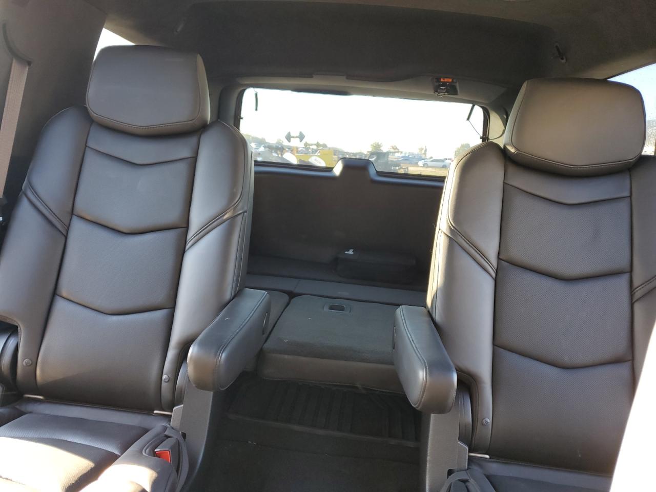 2017 Cadillac Escalade Platinum VIN: 1GYS4DKJ4HR206921 Lot: 85426025