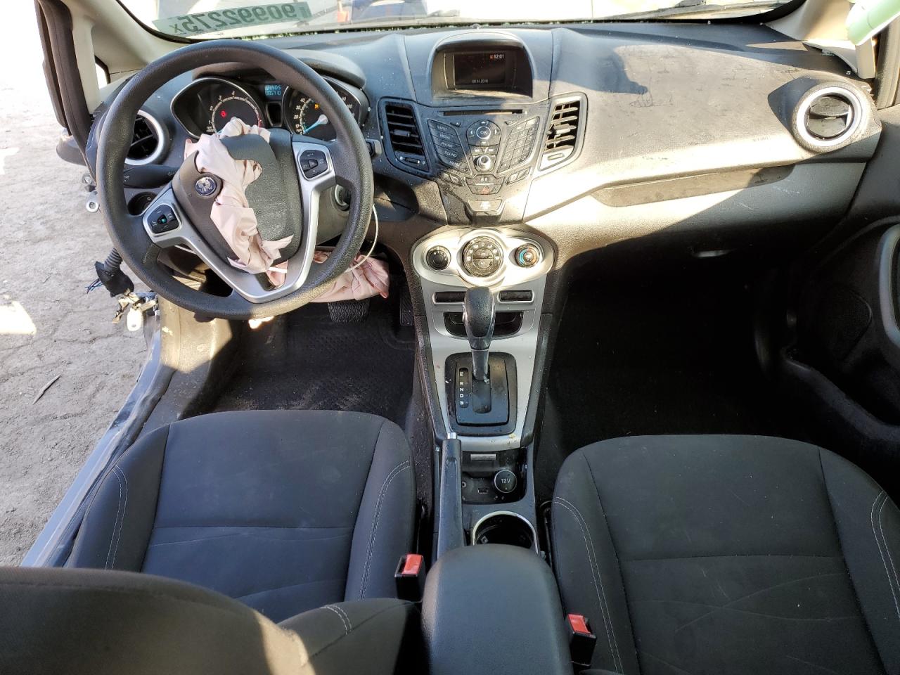 2019 Ford Fiesta Se VIN: 3FADP4EJ8KM102402 Lot: 90992275