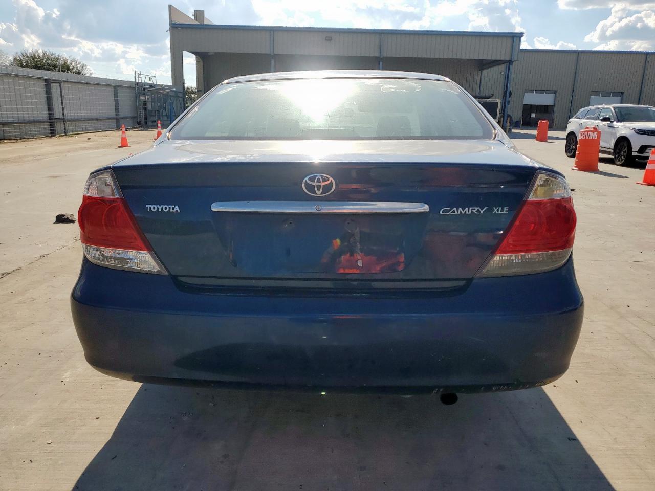 2005 Toyota Camry Le VIN: 4T1BE30K85U007898 Lot: 85292135