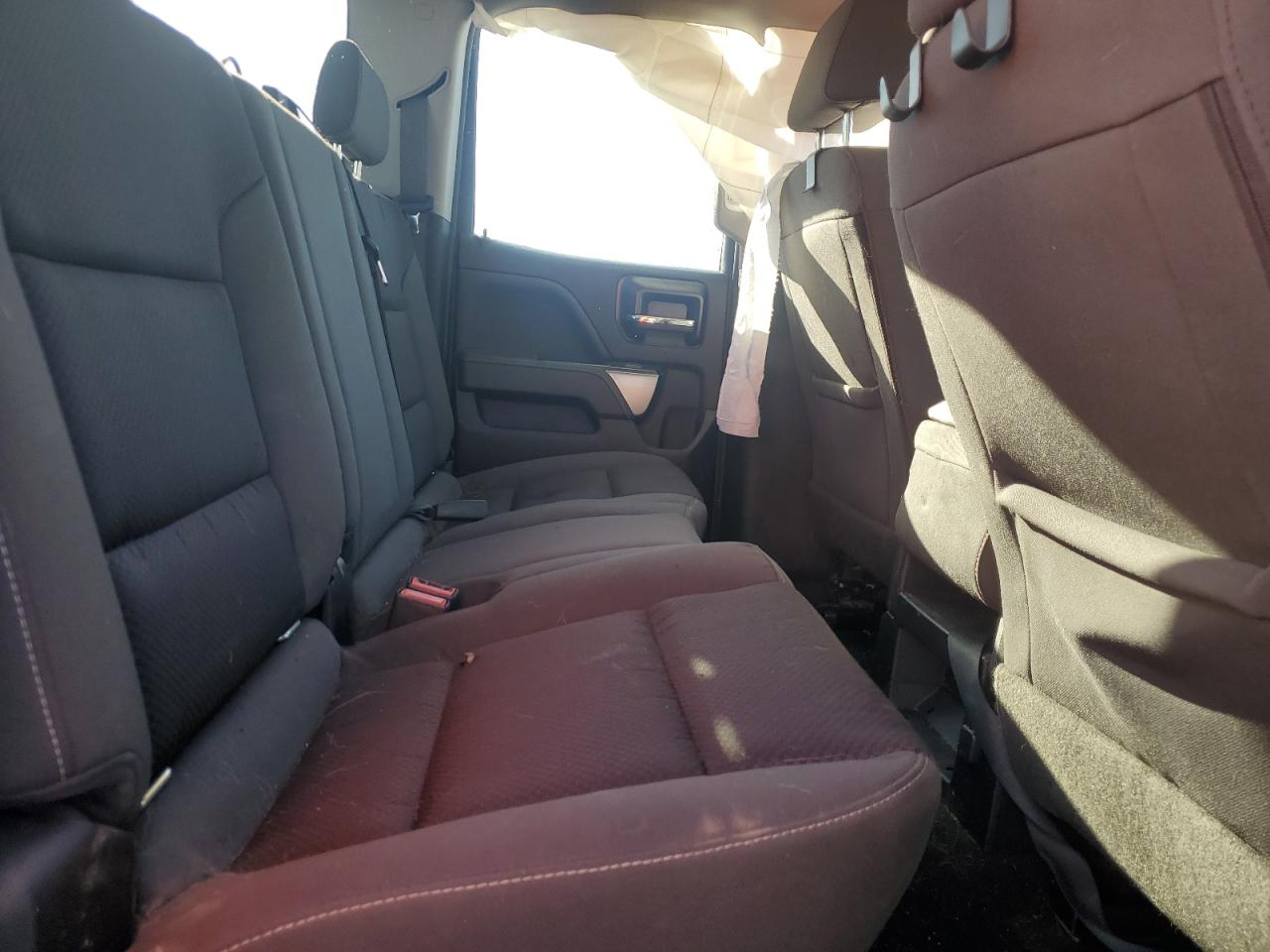 2018 Chevrolet Silverado K1500 Lt VIN: 1GCVKREC6JZ138517 Lot: 84819955