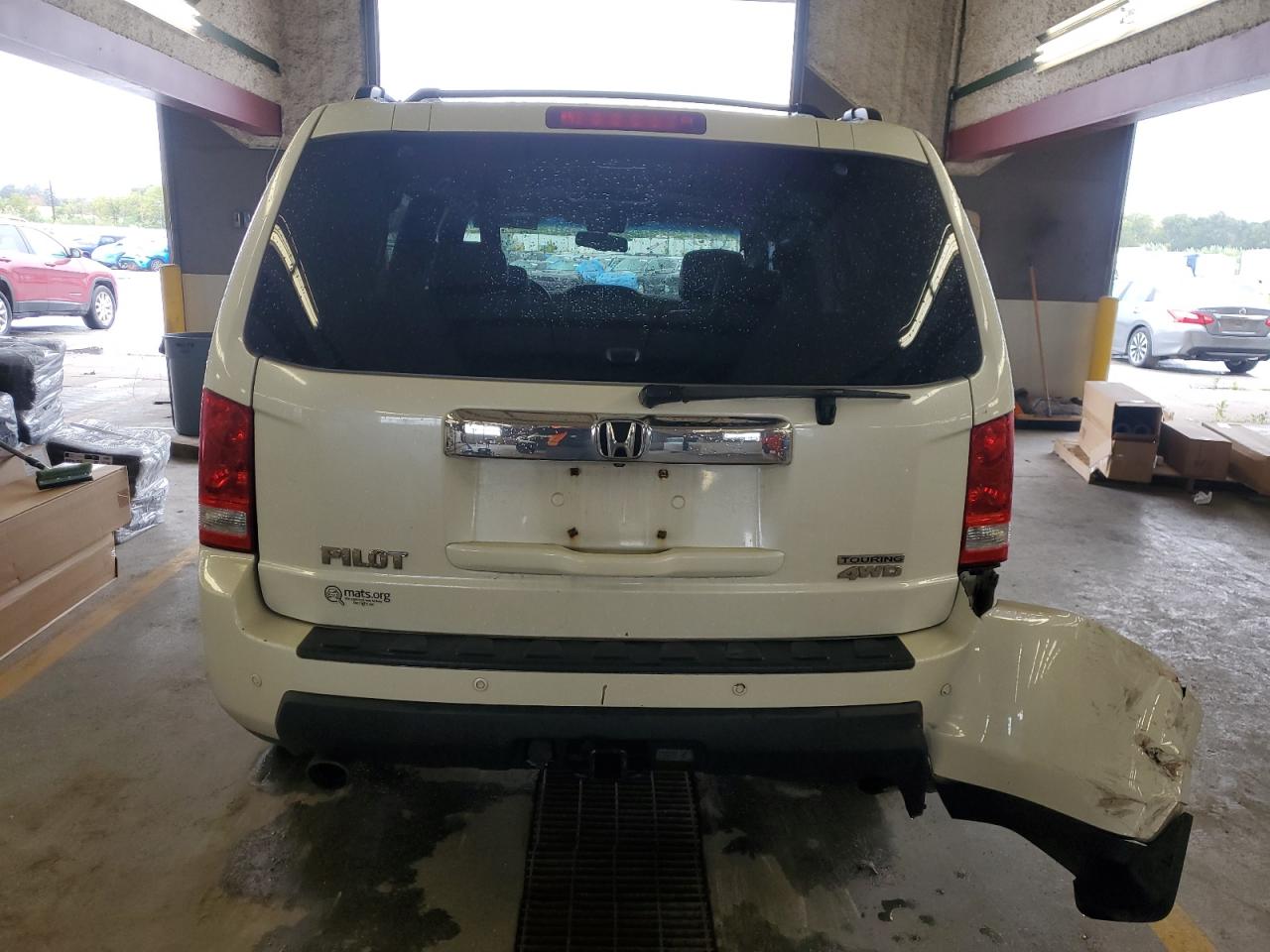 2011 Honda Pilot Touring VIN: 5FNYF4H96BB030619 Lot: 85697345