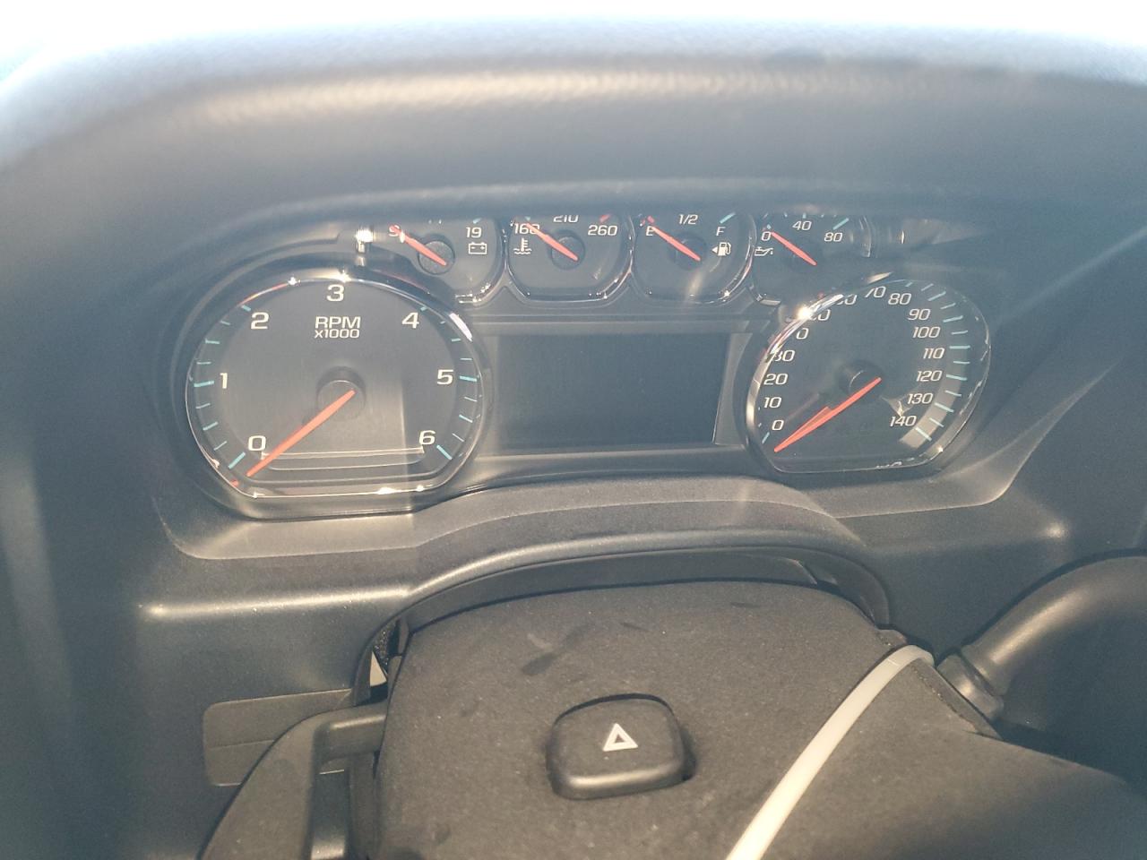 2018 Chevrolet Silverado K1500 Lt VIN: 3GCUKREC0JG105685 Lot: 84740045