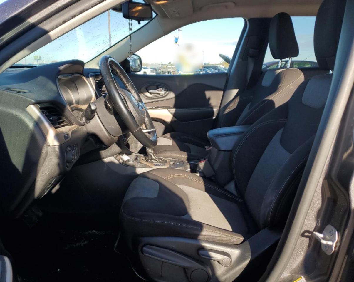 2018 Jeep Cherokee Latitude VIN: 1C4PJMCB6JD598928 Lot: 89634325