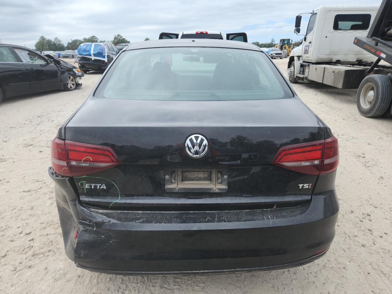 2018 Volkswagen Jetta S VIN: 3VW2B7AJ6JM229491 Lot: 85825425