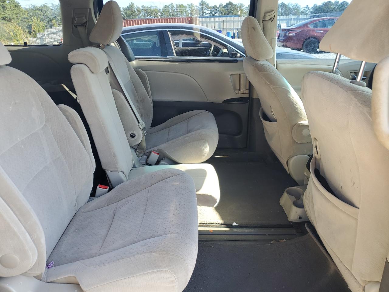 2015 Toyota Sienna Le VIN: 5TDKK3DC9FS567984 Lot: 84644795