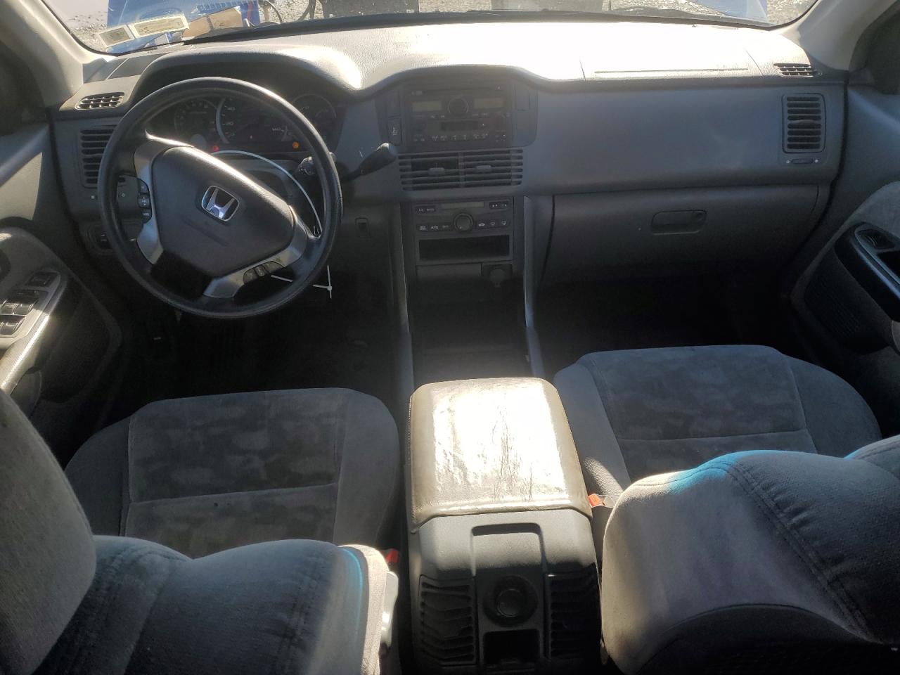 2004 Honda Pilot Ex VIN: 2HKYF18474H551145 Lot: 85820515