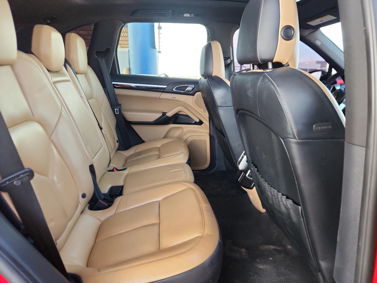 2016 Porsche Cayenne VIN: WP1AA2A26GKA12129 Lot: 89640325