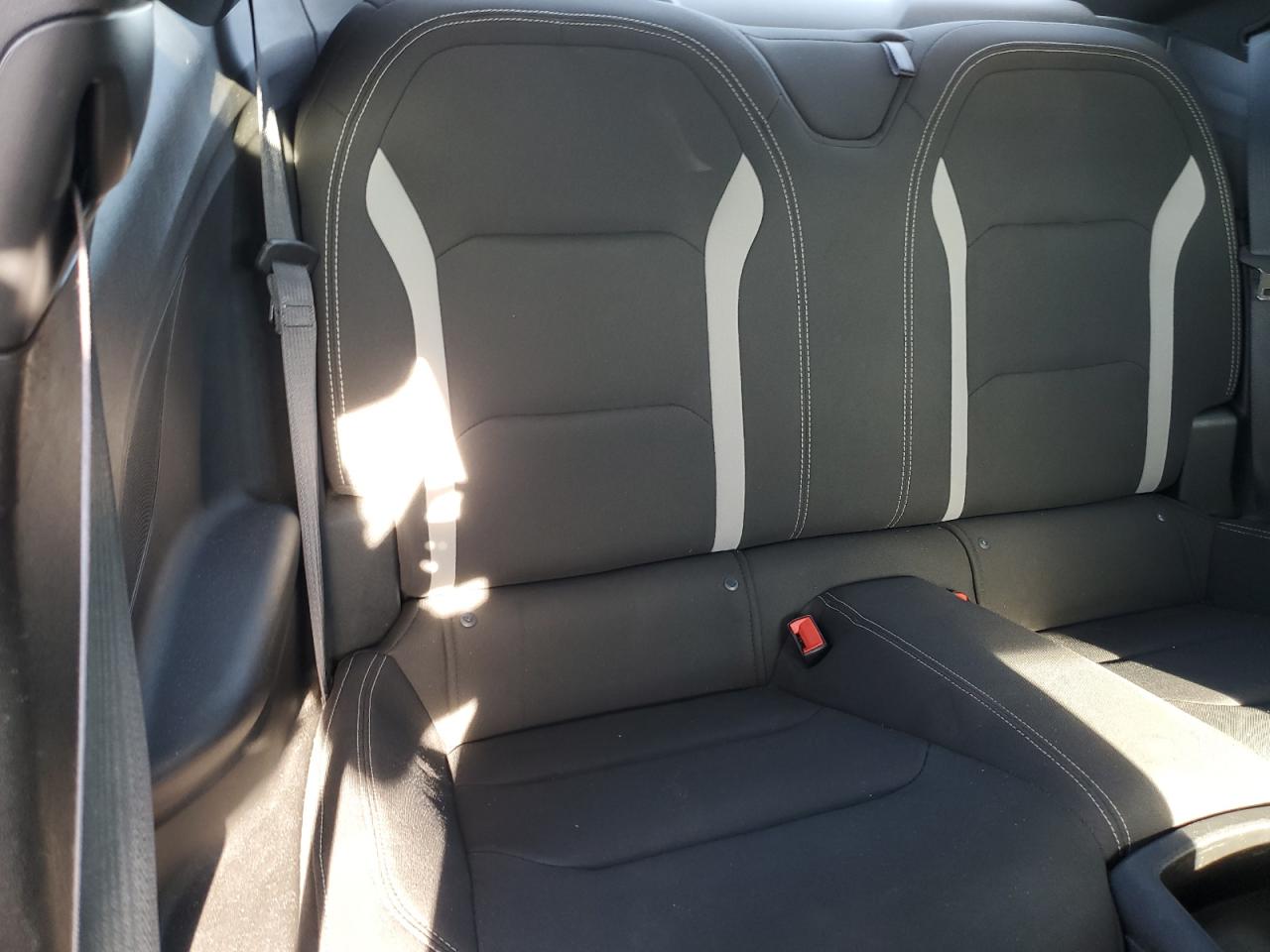 2019 Chevrolet Camaro Ls VIN: 1G1FB1RS3K0106940 Lot: 82202825