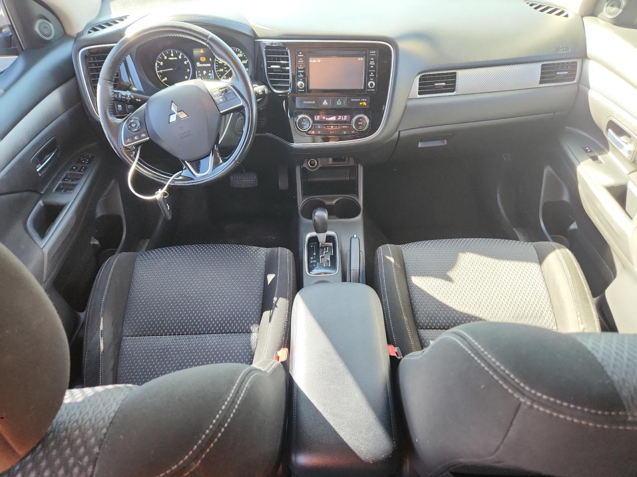 2016 Mitsubishi Outlander Se VIN: JA4AD3A33GZ018821 Lot: 82505815