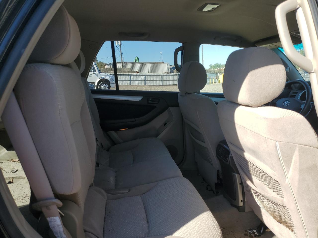 2004 Toyota 4Runner Sr5 VIN: JTEBU14RX40031334 Lot: 81802625