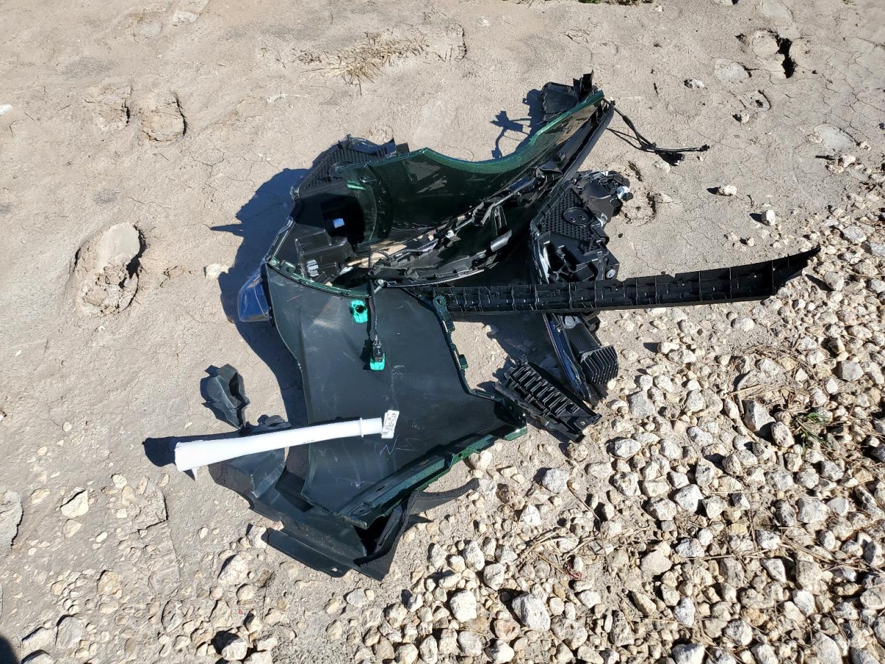 2025 Toyota Corolla Cross Xle VIN: 7MUEAAAG0SV148773 Lot: 90101405