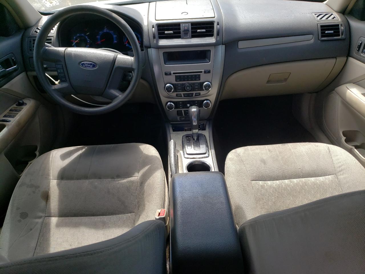 2011 Ford Fusion S VIN: 3FAHP0GA9BR239875 Lot: 82220545